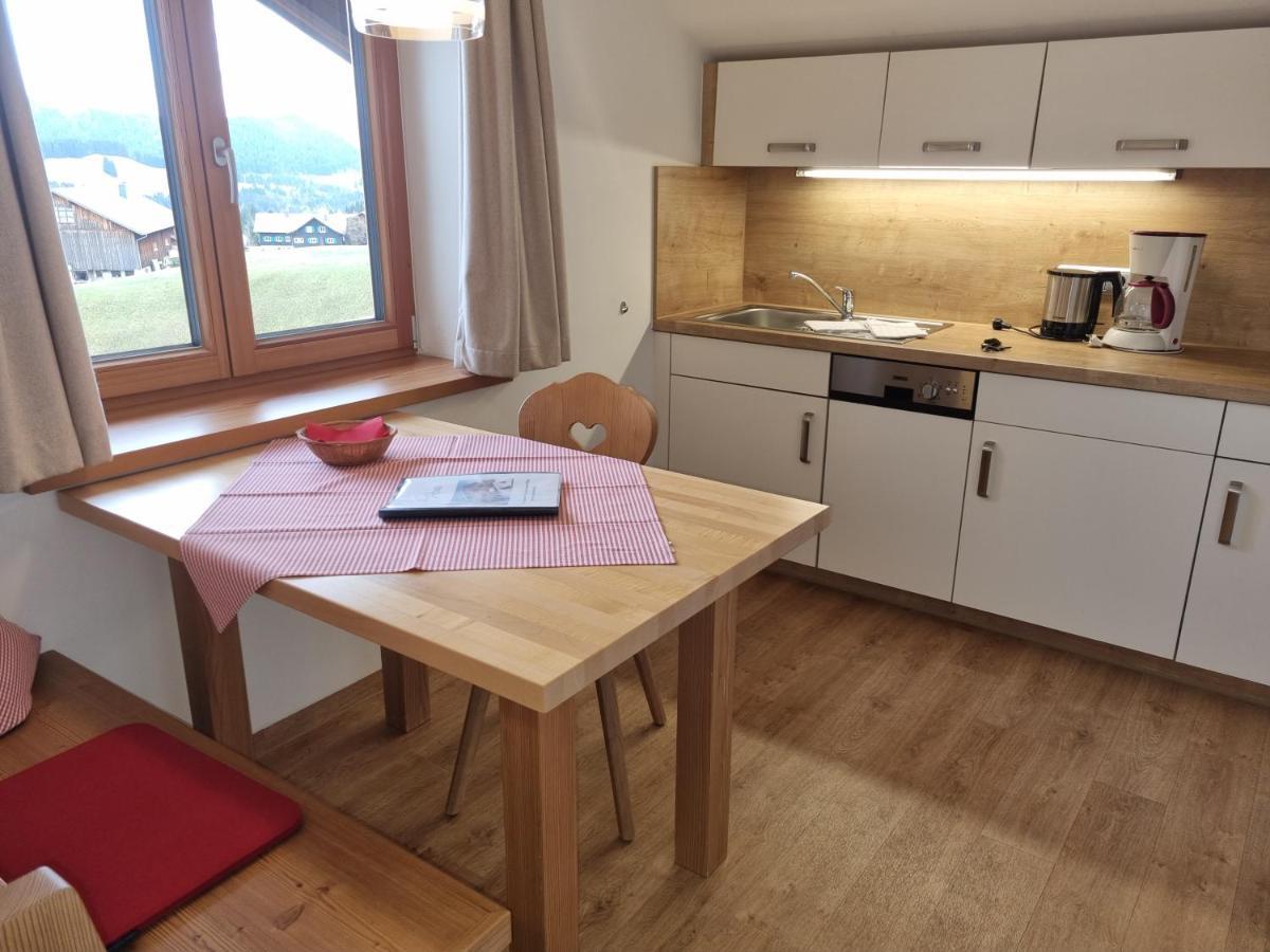 Gästehaus Alpina Riezlern Zimmer foto