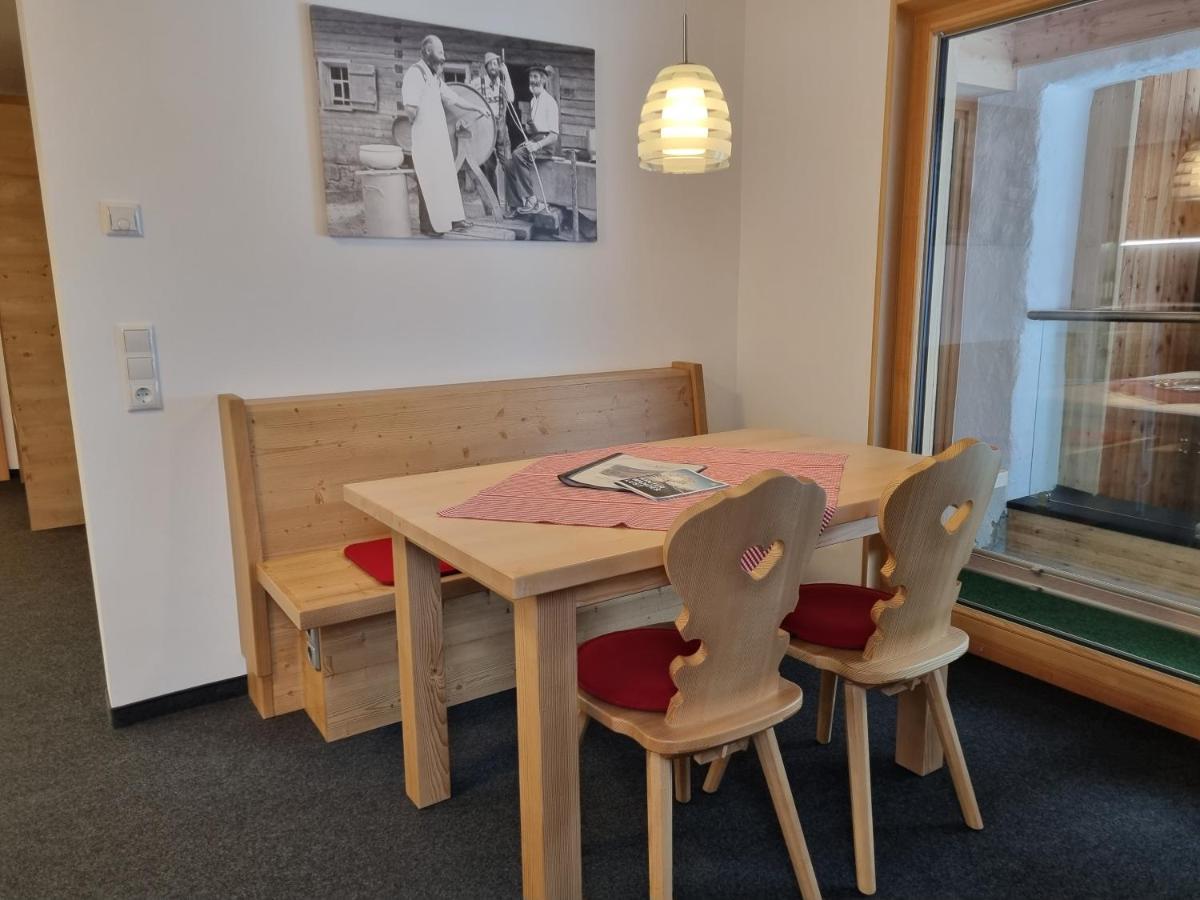 Gästehaus Alpina Riezlern Zimmer foto