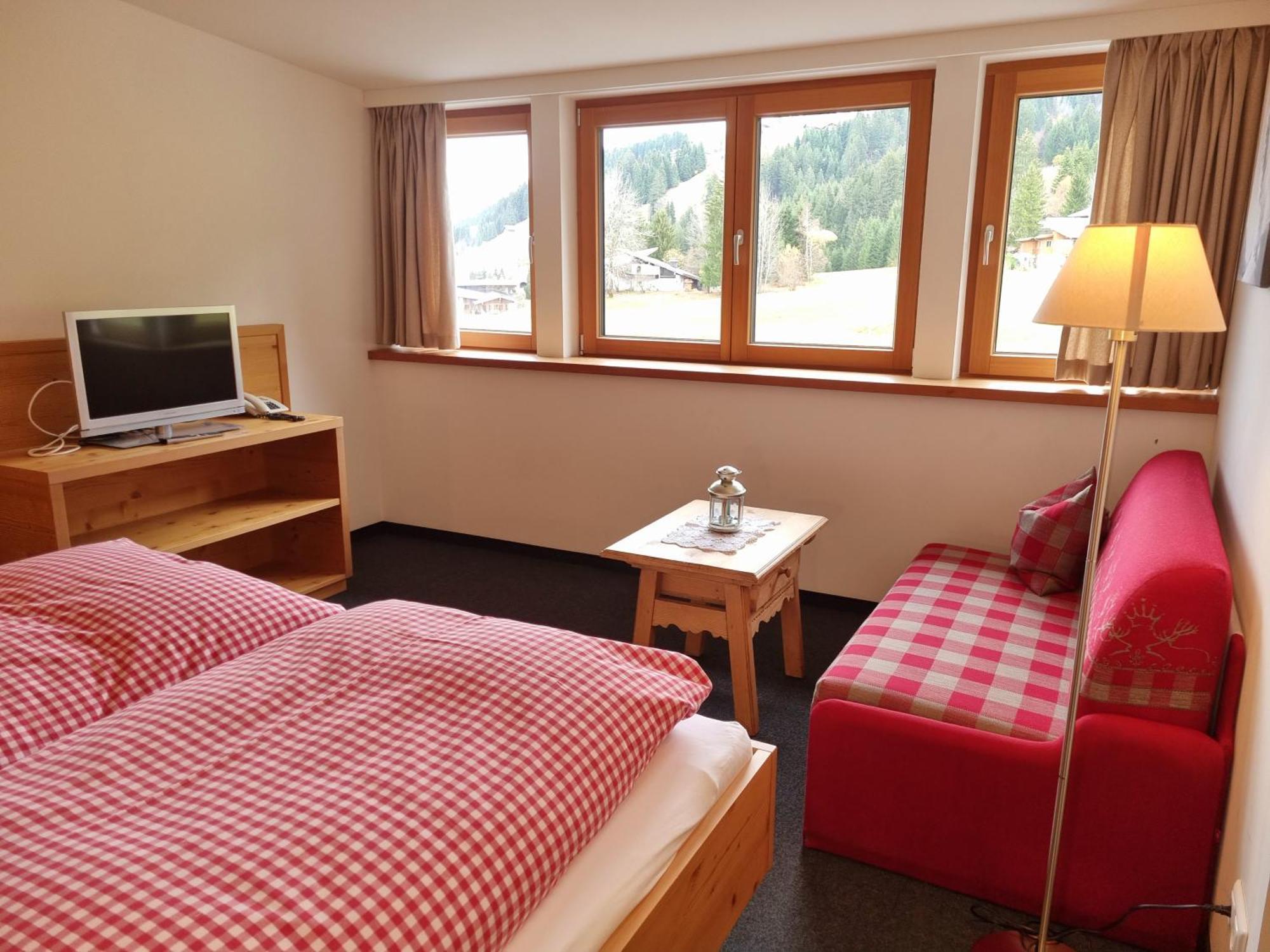 Gästehaus Alpina Riezlern Zimmer foto