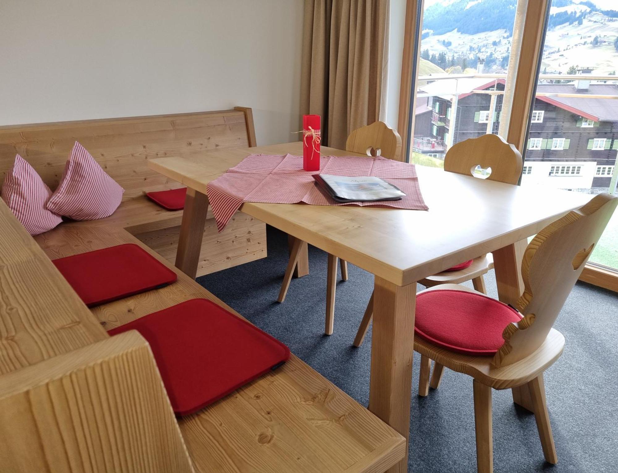 Gästehaus Alpina Riezlern Zimmer foto