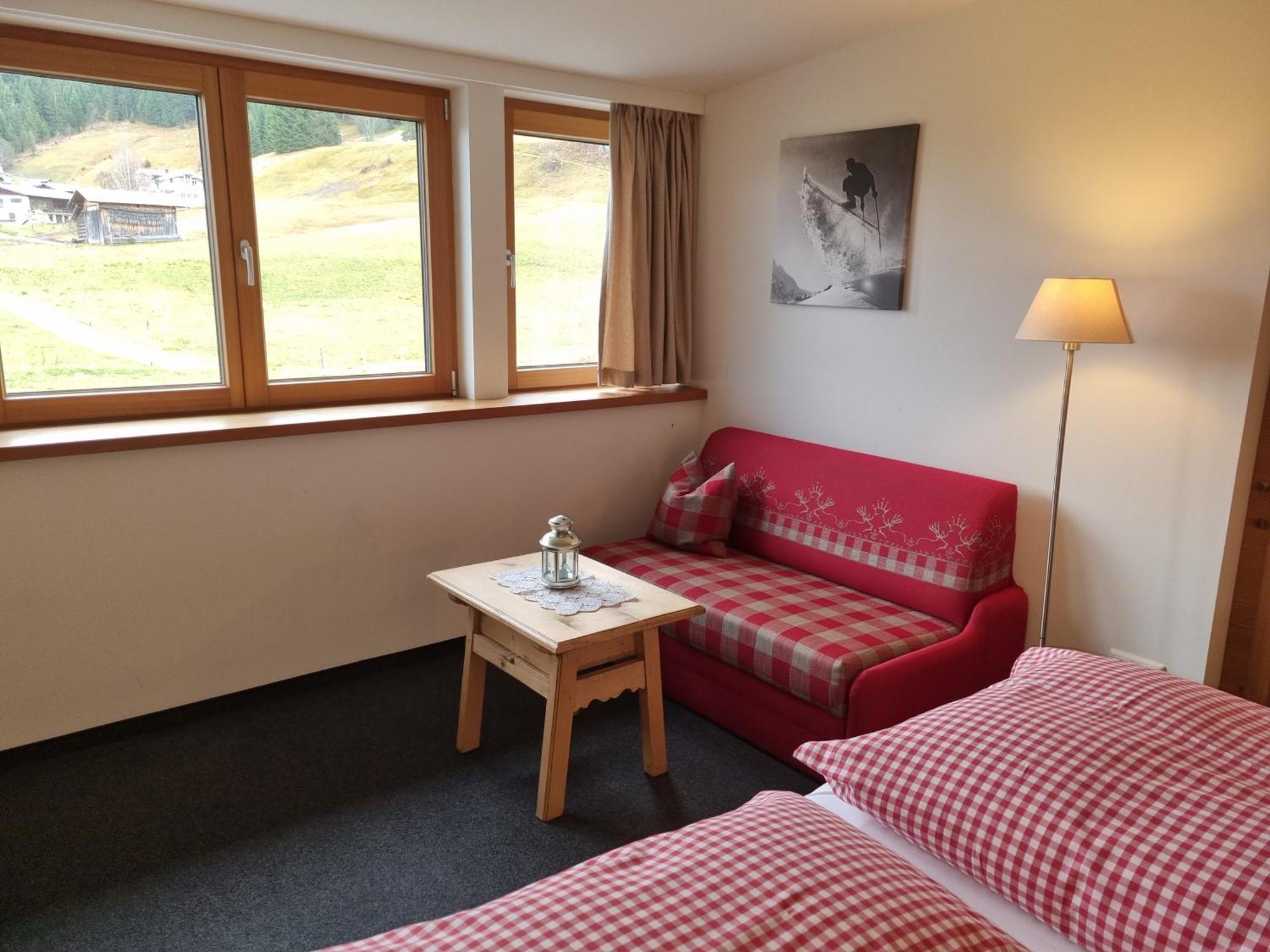 Gästehaus Alpina Riezlern Zimmer foto